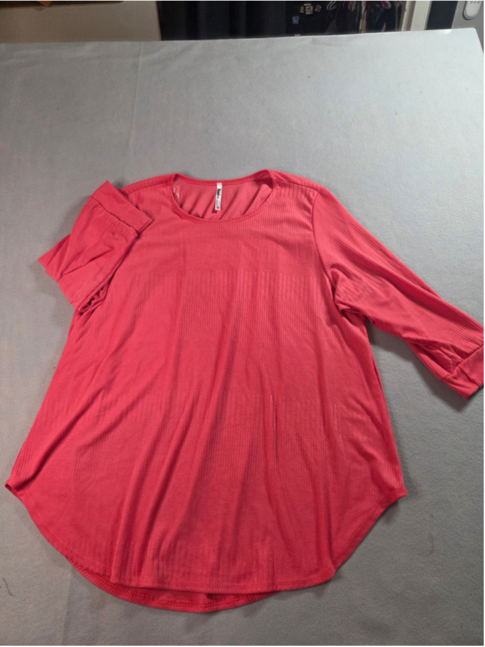 Women's Azules Long Sleeve Ribbed Tee Pink Size M